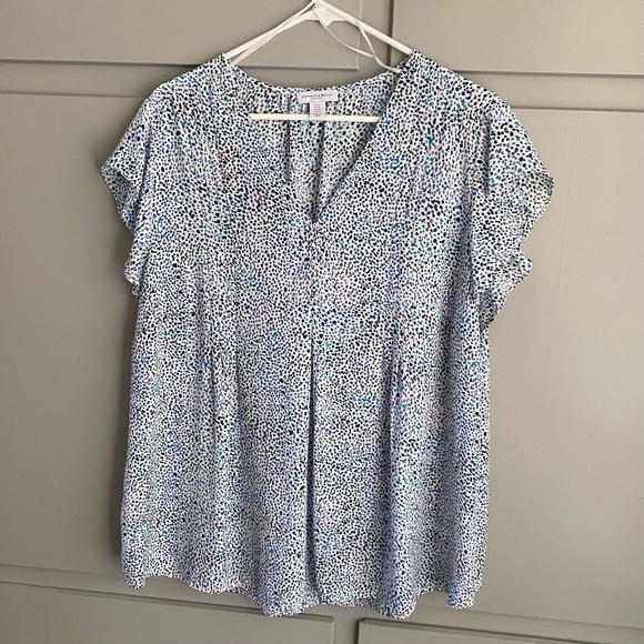 Carolina Belle (Dress Barn) Blue and White Flutter Sleeve Blouse Size 1X - Picture 1 of 7